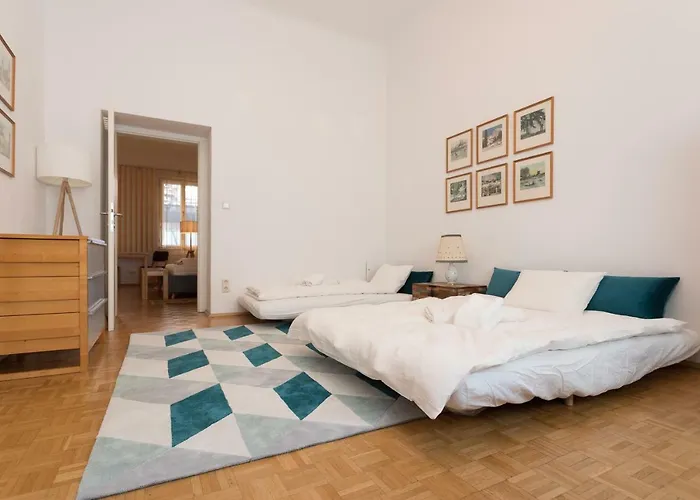 Apartment Vintage Design Vienna